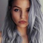 Barvení šedivých vlasů