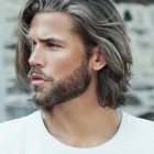 Růst vlasů dlouhé muži přechodné účes