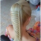 Pletení vlasů u dětí