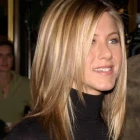Jennifer Aniston aktuální účes